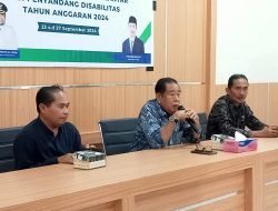 Peduli Warga Rentan, Bupati Djohan Sjamsu Hadirkan Bantuan Sembako Tahap III untuk Warga Tanjung.