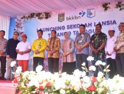 Bupati Lombok Utara Hadiri Harganas ke-31, Hari Kontrasepsi Dunia, dan Resmikan Sekolah Lansia Tebango Tangguh