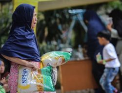 Bansos NTB 100 Persen Tersalurkan, Daya Beli Masyarakat Terjaga hingga Akhir 2025