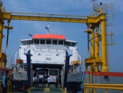 Keselamatan Lintasan Kayangan–Poto Tano Dipertaruhkan, Armada Tua Dominasi Penyeberangan
