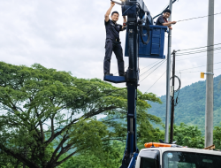 Hujan Deras dan Angin Kencang, Sejumlah PJU di Jalur Pemenang Rusak, Dishub KLU Turunkan Tim Perbaikan