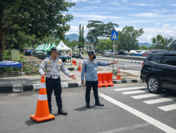 Jelang Kedatangan Gubernur NTB, Dishub Lombok Utara Sterilkan Jalur Masuk Alun-Alun Tanjung
